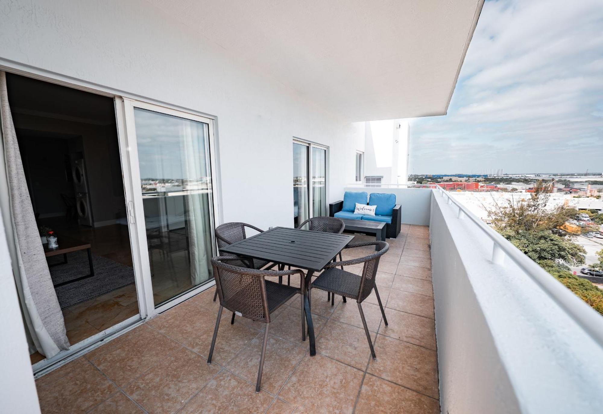 Nuvo Suites Hotel - Miami Doral Sweetwater Eksteriør bilde